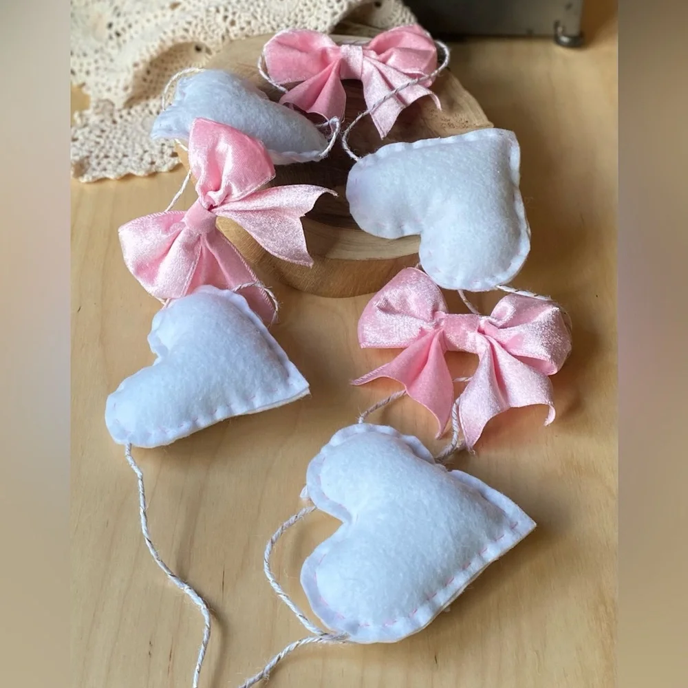 Valentine’s Day Garland Velvet Bows, Felt Hearts Soft Pink, White & Gold Decor